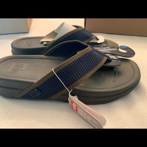 Brand new Men’s Fit Flops, size 10